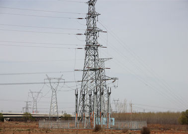 Piloni galvanizzati di elettricità, torre d'acciaio della trasmissione per la linea sopraelevata di potere