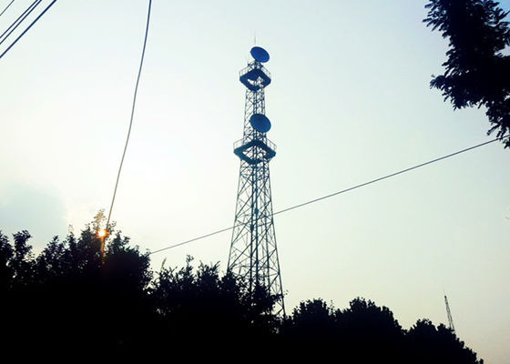 L'acciaio di angolo della grata classifica 50 la torre cellulare mobile di ASTM A123