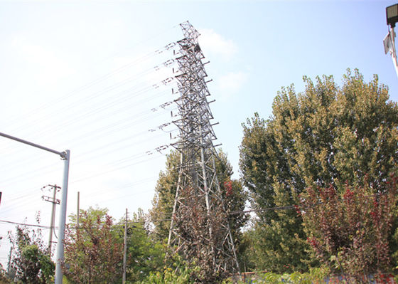 4 gambe ingraticciano la torre terminale d'acciaio della trasmissione 500KV